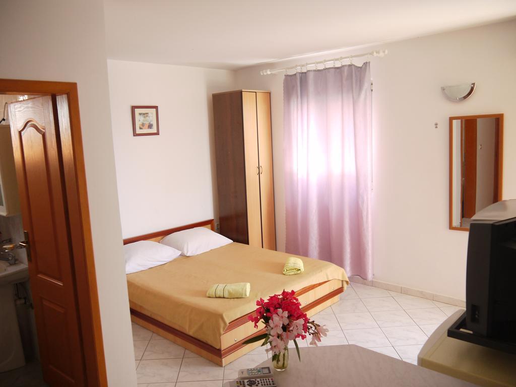 Apartments Villa Relax Petrovac Exterior foto